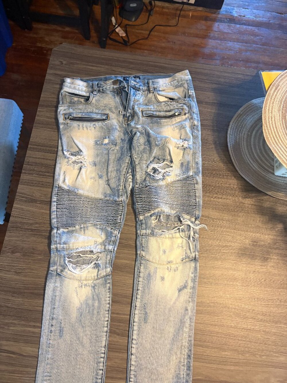 Embellish Distressed Classic Stretch Denim Jeans Mens Size 32